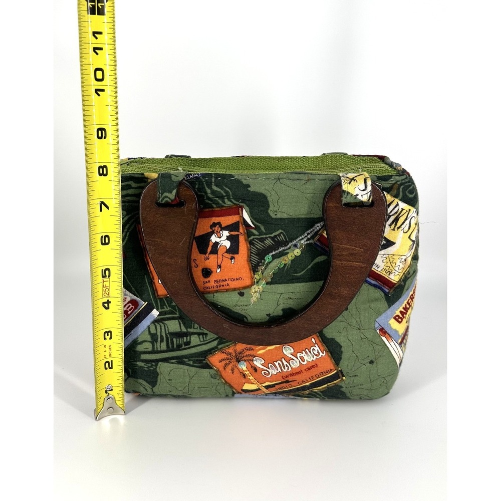 Vintage Fabric Covered Straw Purse w/Wooden Handles - Tropical *Read Description - Picture 9 of 10